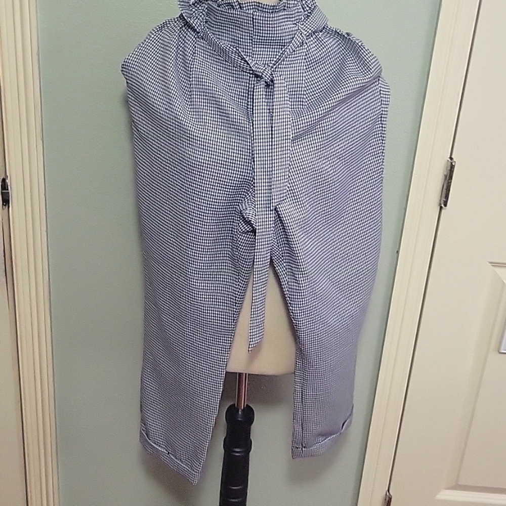 Pants with pockets